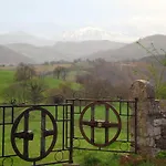 La Casona De La Garaba بيت للعطل غرادو